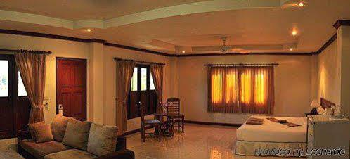 Baan Chayna Hotel Strand Bang Tao Exterior foto