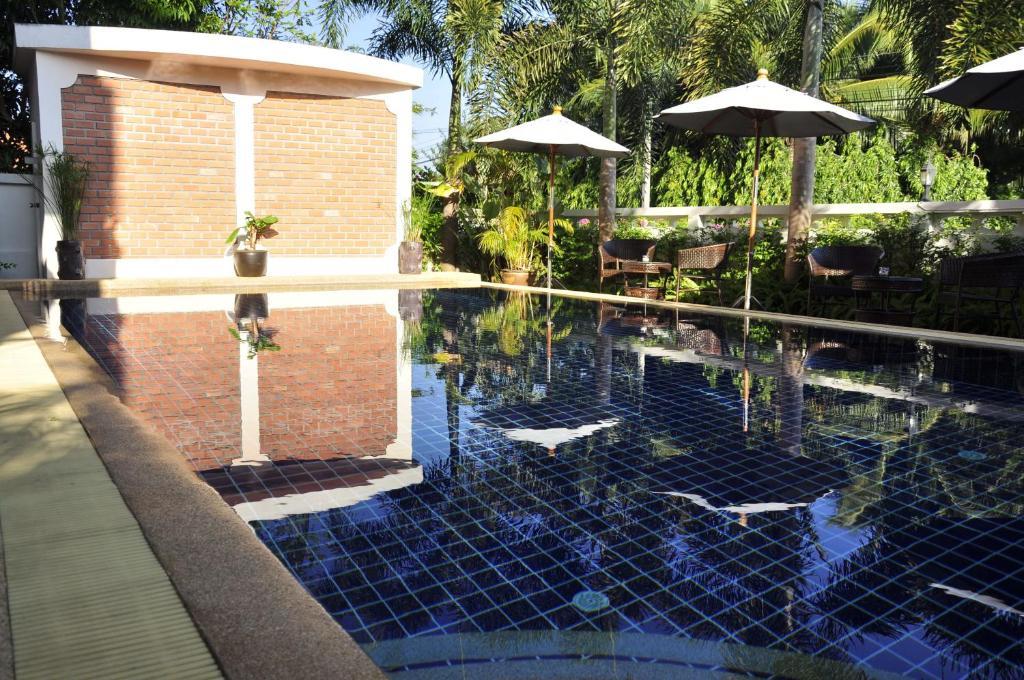 Baan Chayna Hotel Strand Bang Tao Exterior foto
