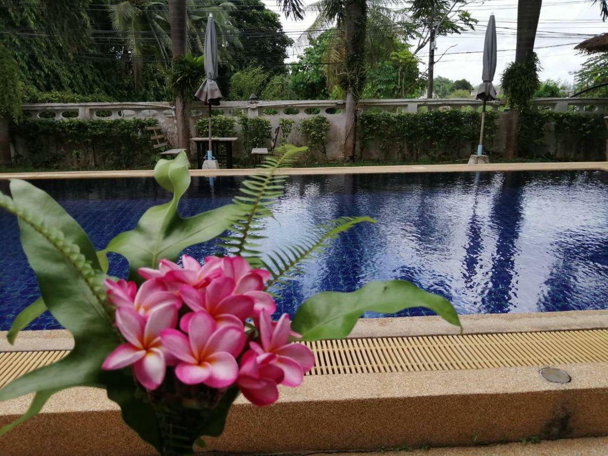 Baan Chayna Hotel Strand Bang Tao Exterior foto